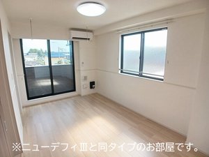 のマンスリーマンション・ウィークリーマンション「ドリームズ・カム 303・洋室(No.1498992)」メイン画像
