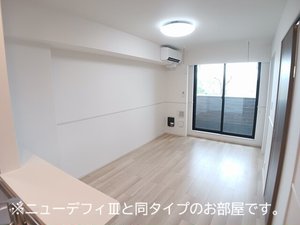 のマンスリーマンション・ウィークリーマンション「ドリームズ・カム 302・洋室(No.1498993)」メイン画像