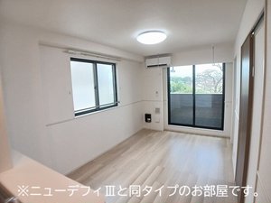 のマンスリーマンション・ウィークリーマンション「ドリームズ・カム 301・洋室(No.1498994)」メイン画像