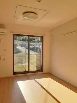 のマンスリーマンション・ウィークリーマンション「ココン　フワット 103・洋室(No.1499075)」メイン画像