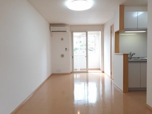 富山県立大学周辺のマンスリーマンション・ウィークリーマンション「ボンヌ－ル・Ｅ・Ｋ　Ⅳ 101・洋室(No.1499106)」メイン画像
