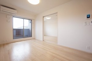 のマンスリーマンション・ウィークリーマンション「ヴィアーレ直方Ⅱ 201・洋室(No.1499199)」メイン画像