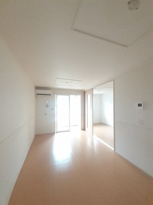 のマンスリーマンション・ウィークリーマンション「カーサ・デル・ソル　Ａ 201・洋室(No.1499245)」メイン画像