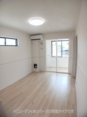 のマンスリーマンション・ウィークリーマンション「こっこ梅屋敷 101・洋室(No.1499327)」メイン画像