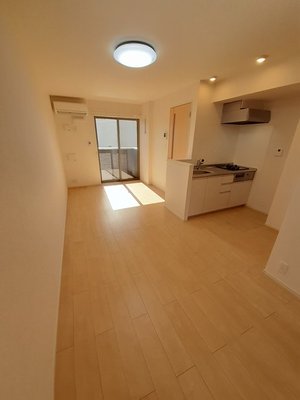 のマンスリーマンション・ウィークリーマンション「ソラーレ　コート　Ａ 102・洋室(No.1499385)」メイン画像