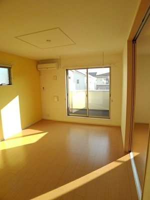 津駅（三重県）のマンスリーマンション・ウィークリーマンション「キャトル・スール　Ｋ 201・洋室(No.1499396)」メイン画像