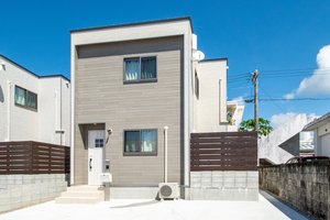 中頭郡読谷村のマンスリーマンション・ウィークリーマンション「Kafuuliving Yomitan-sobe 3LDK(No.1499555)」メイン画像