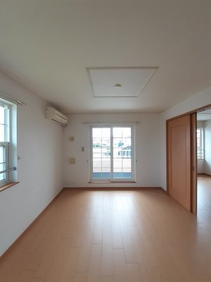 静岡県のマンスリーマンション・ウィークリーマンション「クローバー赤土　Ⅰ 202・洋室(No.1499706)」メイン画像