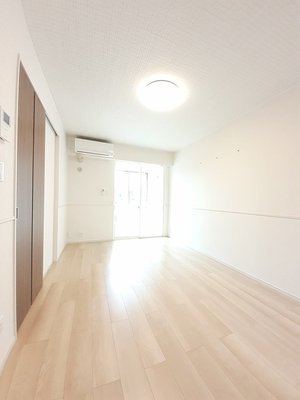 新潟県のマンスリーマンション・ウィークリーマンション「プルメリアガーデン 101・洋室(No.1499746)」メイン画像