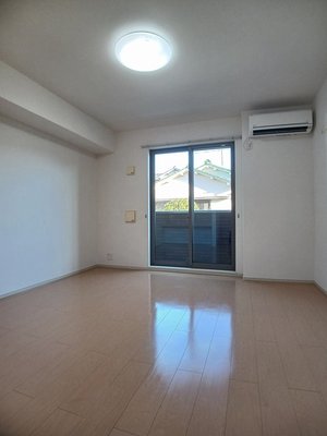 和歌山県のマンスリーマンション・ウィークリーマンション「メゾン　ド　プラム 103・洋室(No.1499814)」メイン画像