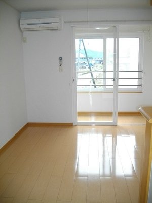 鳥取県のマンスリーマンション・ウィークリーマンション「メゾン・ド・ルーチェⅠ 201・LDK(No.1499827)」メイン画像