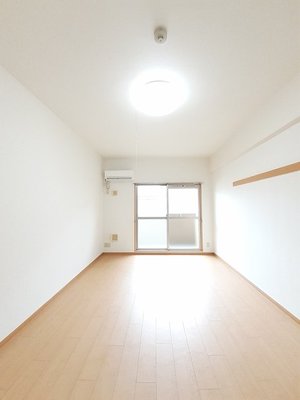 のマンスリーマンション・ウィークリーマンション「プラシードレジデンス 206・洋室(No.1499866)」メイン画像