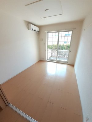 福岡県のマンスリーマンション・ウィークリーマンション「カーサ　フェリーチェⅡ 102・洋室(No.1499957)」メイン画像