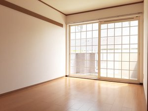 岐阜県のマンスリーマンション・ウィークリーマンション「メゾンマルベリー　Ｂ棟 102・和室(No.1499970)」メイン画像