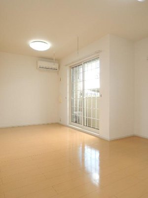 静岡県のマンスリーマンション・ウィークリーマンション「ステラ柳之内 102・洋室(No.1500076)」メイン画像