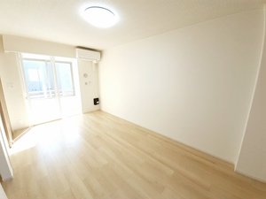 岐阜県のマンスリーマンション・ウィークリーマンション「ヴァン　ベール　テラン 102・洋室(No.1500107)」メイン画像