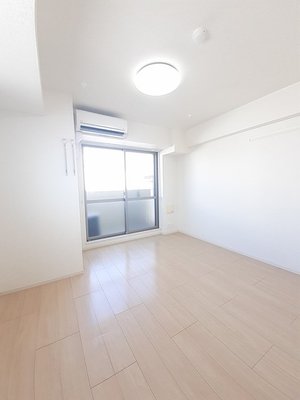 のマンスリーマンション・ウィークリーマンション「プリムローズ宝町 601・洋室(No.1500136)」メイン画像