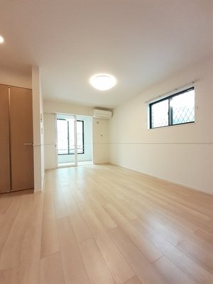 岡山県のマンスリーマンション・ウィークリーマンション「リヴァーサ美の浜 101・洋室(No.1500140)」メイン画像