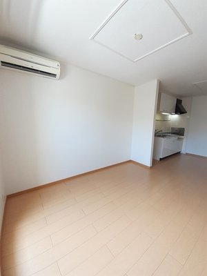大分県のマンスリーマンション・ウィークリーマンション「ソレアード　ヒルズＥ 202・洋室(No.1500142)」メイン画像