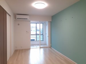 高岡法科大学周辺のマンスリーマンション・ウィークリーマンション「カーサ　トナミⅢ 101・洋室(No.1500520)」メイン画像