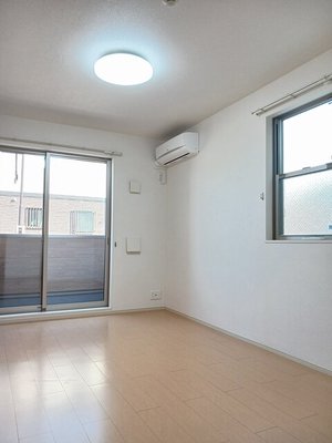 尾張一宮駅（愛知県）・名鉄一宮駅（愛知県）のマンスリーマンション・ウィークリーマンション「リバーサイド大江 102・洋室(No.1500548)」メイン画像