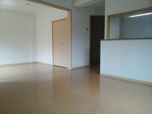 のマンスリーマンション・ウィークリーマンション「メゾンドファミーユ鶴見緑地ⅡＡ 101・洋室(No.1500606)」メイン画像