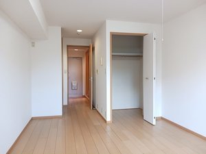 のマンスリーマンション・ウィークリーマンション「クレメント昆陽 101・洋室(No.1500777)」メイン画像