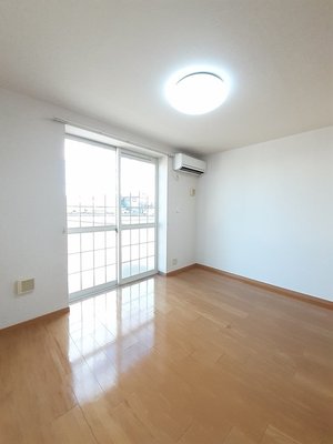 のマンスリーマンション・ウィークリーマンション「ベルメゾン　ハラダＡ 102・洋室(No.1500943)」メイン画像