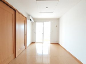 富山県のマンスリーマンション・ウィークリーマンション「ルーチェボヌール 201・洋室(No.1500968)」メイン画像
