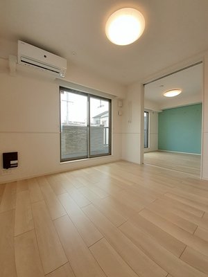 大阪府のマンスリーマンション・ウィークリーマンション「シェル　ドゥ　サツキ 202・洋室(No.1501557)」メイン画像