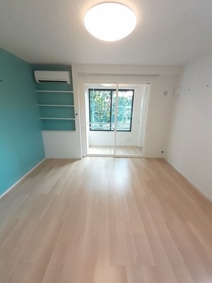 高知県のマンスリーマンション・ウィークリーマンション「リヴァービサイドⅢ 102・洋室(No.1501640)」メイン画像