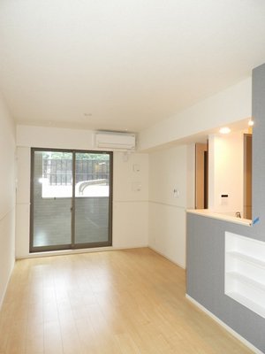 のマンスリーマンション・ウィークリーマンション「エミグランドＡ 102・洋室(No.1501660)」メイン画像