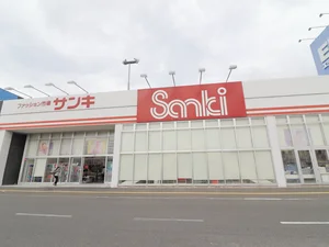 ファッション市場　サンキ