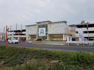 「モナコリゾート加古川店」さんまで、徒歩11分♪