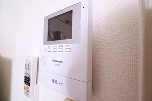 TVモニターホン付きで 本人確認して防犯対策できます