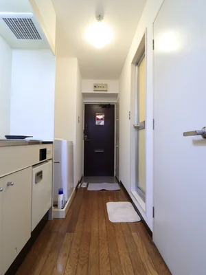 屋内洗濯機ありますので、コインランドリーに行かなくても毎日洗濯できて　清潔にお過ごしいただけます！