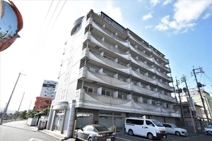 オートロック付オール電化１Kタイプのマンスリーマンション！　セキュリティ対策されていてどなたでも安心してご入居いただけます。