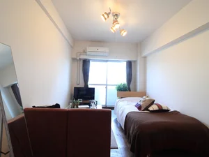 エアコン付きで　一年を通して快適にお過ごしいただけるお部屋となっております。