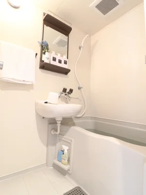 浴室とトイレが別のため、湯船にゆったりと使って一日の疲れを落としていただけます！　シャンプーコンディショナー等すべて標準品です