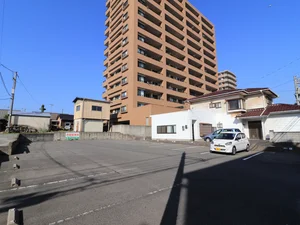 敷地外駐車場２