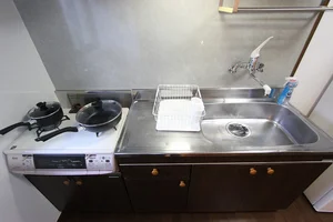 ※炊飯器・鍋フライパン・掃除機・アイロン・空気清浄機・HDD・ブルーレイレコーダーは現在設置しておりません。