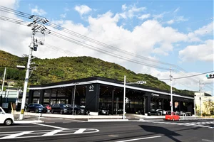 山口マツダ㈱周南西店