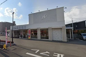 白十字 飾磨店まで徒歩28分、2.2kｍ。