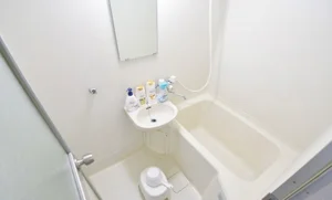 002　Ｋマンスリー姫路駅南口前のバス画像。シャンプーやリンス、ボディソープ、バスマジックリンも完備です☆