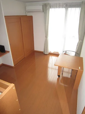 のマンスリーマンション・ウィークリーマンション「レオパレスシルワ 110(No.159077)」メイン画像