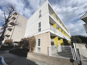 のマンスリーマンション・ウィークリーマンション「レオパレスさいわい 302(No.160569)」メイン画像