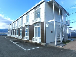 塩崎駅（山梨県）のマンスリーマンション・ウィークリーマンション「レオパレス翠 101(No.160859)」メイン画像