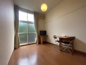 のマンスリーマンション・ウィークリーマンション「レオパレス和歌川 101(No.164603)」メイン画像