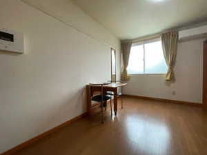 和歌山県のマンスリーマンション・ウィークリーマンション「レオパレス松 102(No.164636)」メイン画像