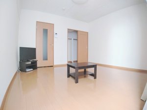 新潟県のマンスリーマンション・ウィークリーマンション「レオパレスアイビス　Ａｙａ 101(No.166587)」メイン画像